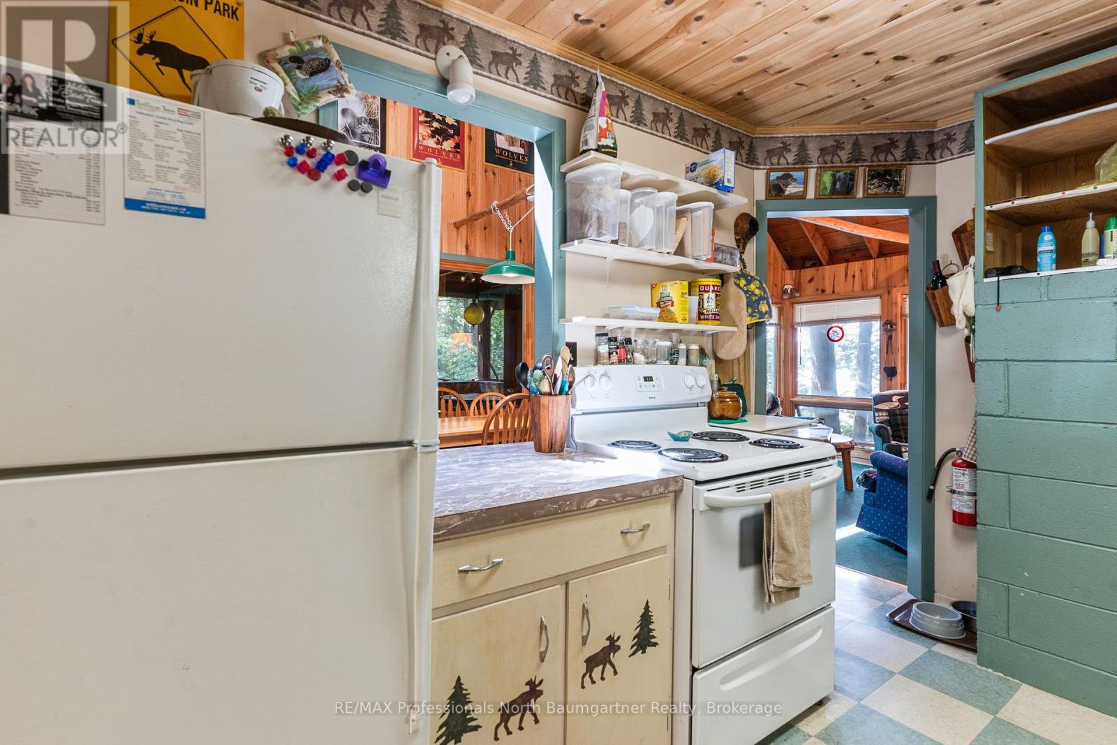 2772 Wilkinson Road, Dysart Et Al, Ontario  K0M 1S0 - Photo 6 - X12347900