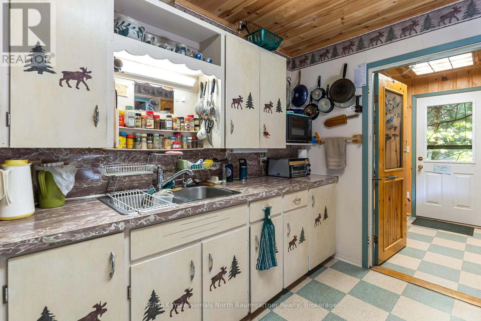 2772 Wilkinson Road, Dysart Et Al, Ontario  K0M 1S0 - Photo 7 - X12347900