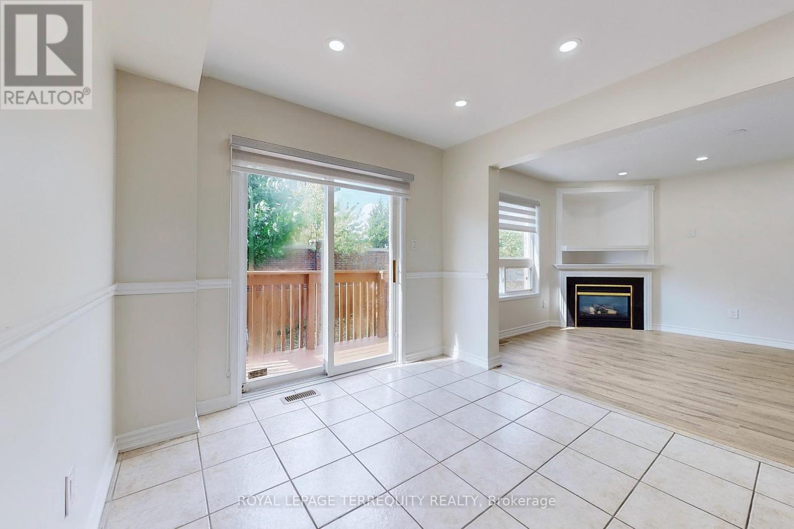 54 Mistdale Crescent, Brampton, Ontario  L7A 1S1 - Photo 13 - W12347826