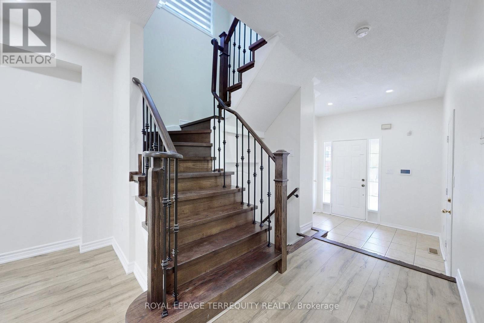 54 Mistdale Crescent, Brampton, Ontario  L7A 1S1 - Photo 19 - W12347826
