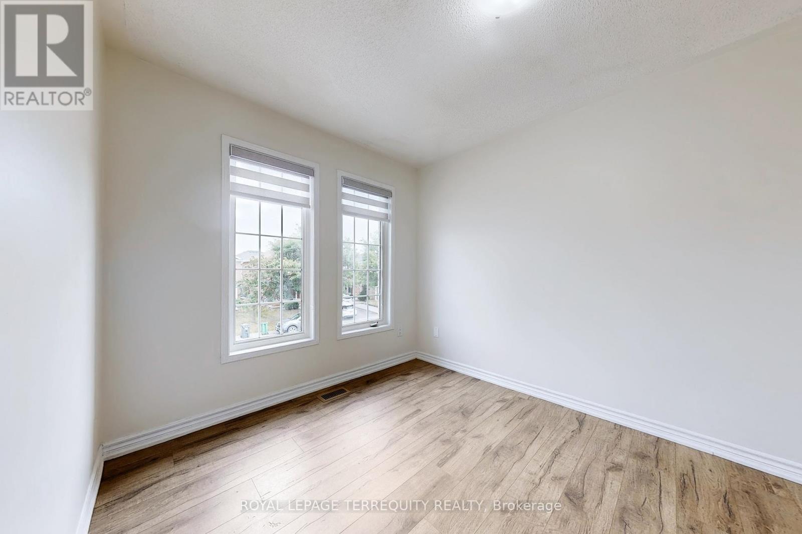54 Mistdale Crescent, Brampton, Ontario  L7A 1S1 - Photo 32 - W12347826