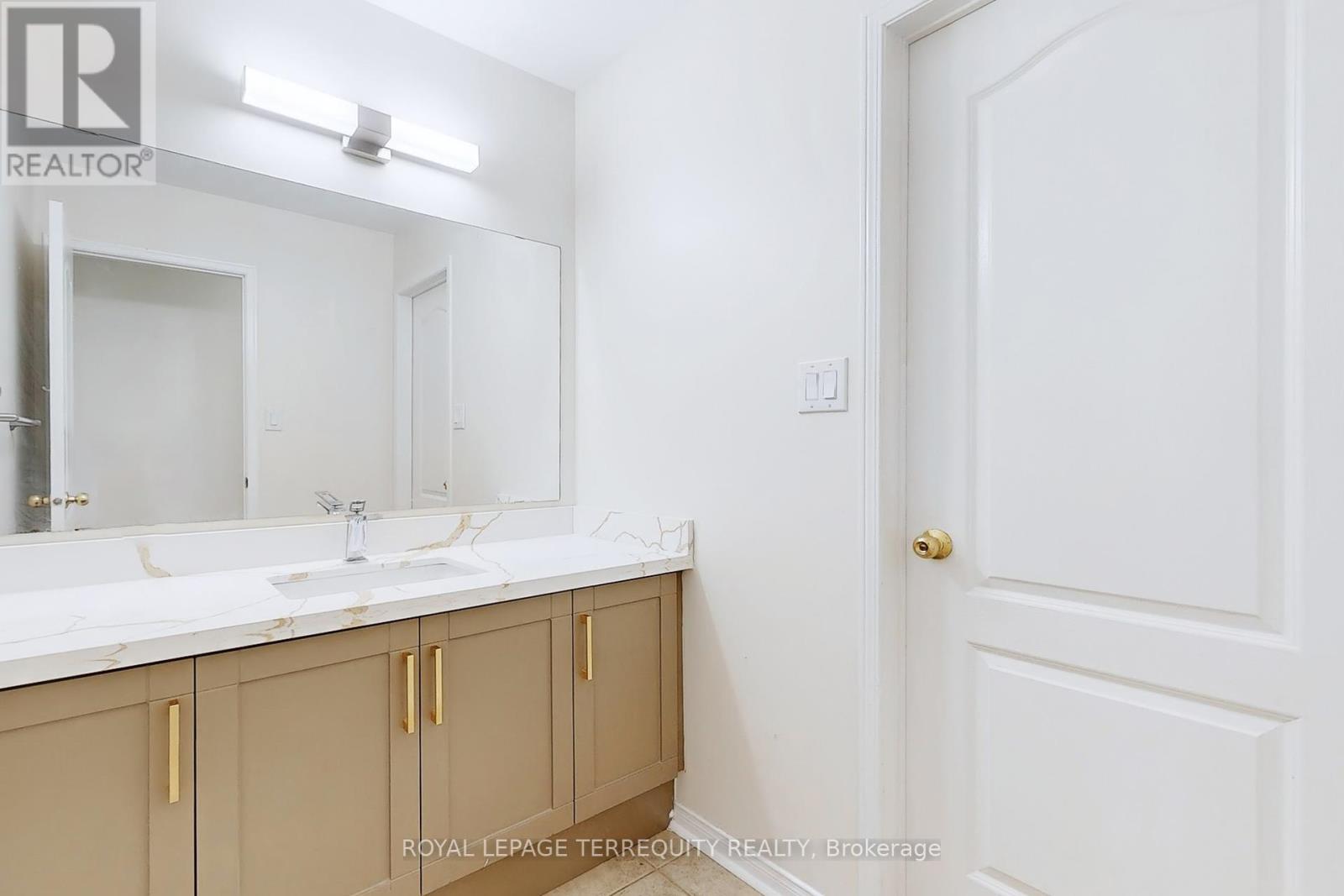 54 Mistdale Crescent, Brampton, Ontario  L7A 1S1 - Photo 36 - W12347826