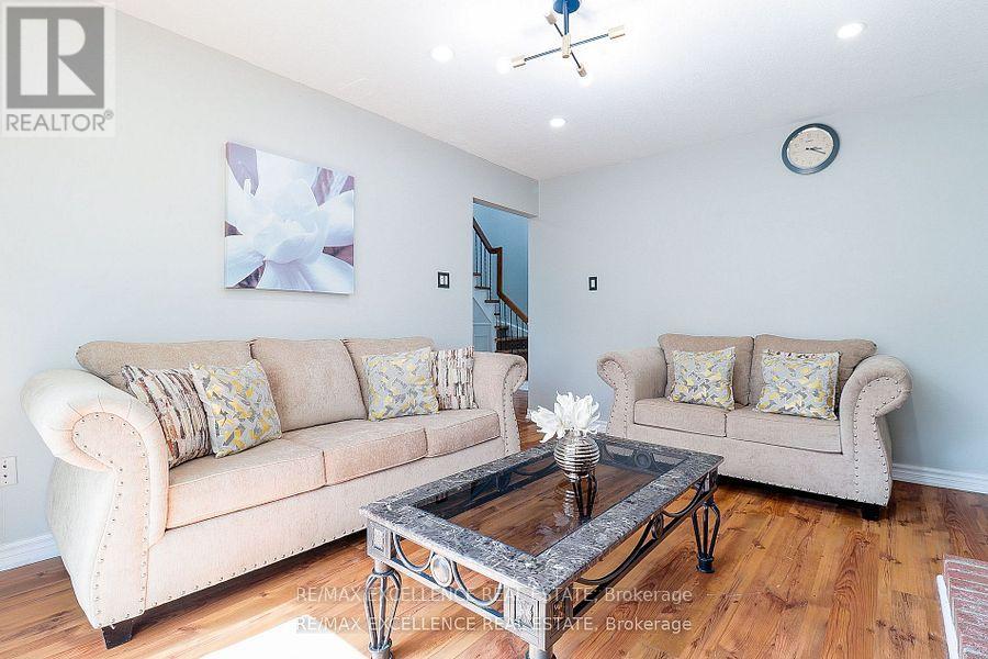 19 Mikado Crescent, Brampton, Ontario  L6S 3R3 - Photo 13 - W12347838