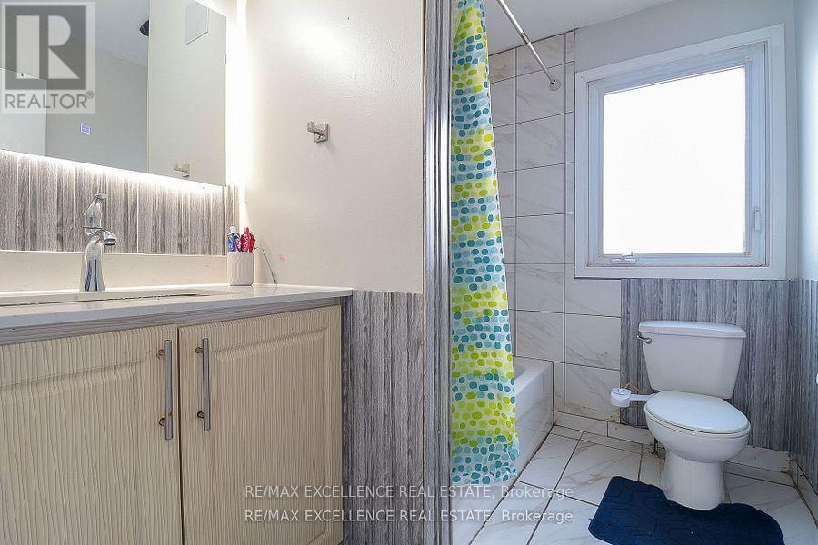 19 Mikado Crescent, Brampton, Ontario  L6S 3R3 - Photo 31 - W12347838