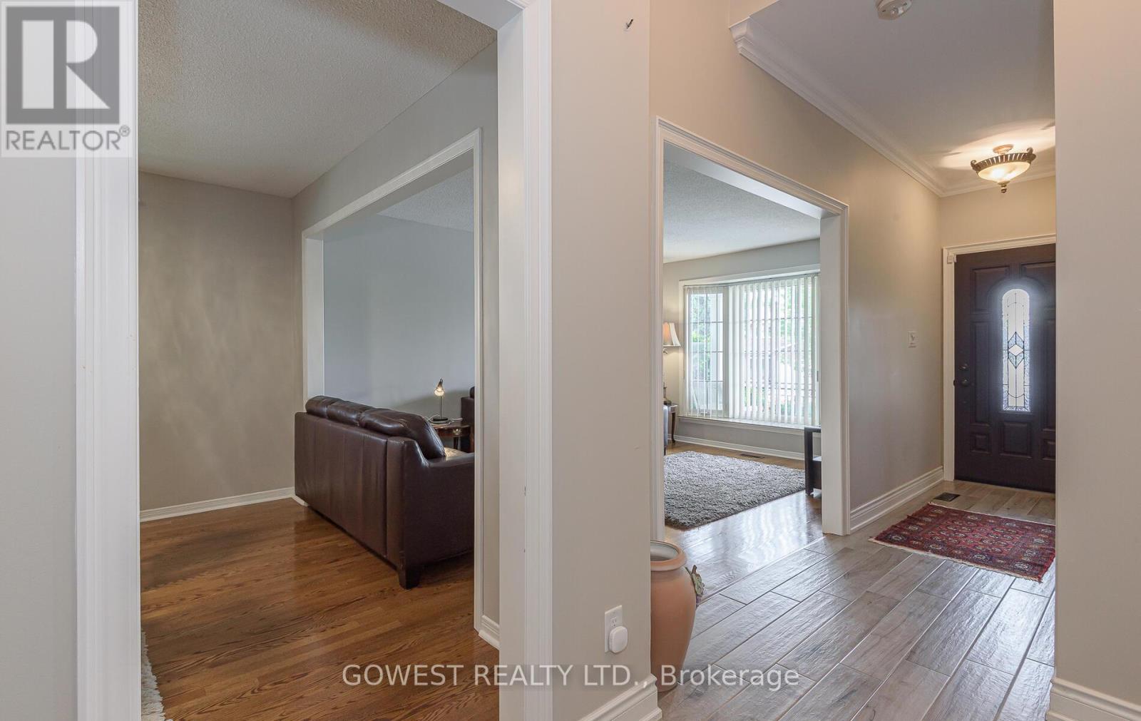 Main - 3 Pottery Crescent, Brampton, Ontario  L6S 3S2 - Photo 7 - W12347841