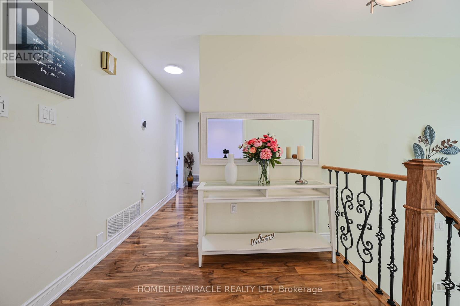 3273 Strabane Drive, Mississauga, Ontario  L5C 1W9 - Photo 21 - W12347844