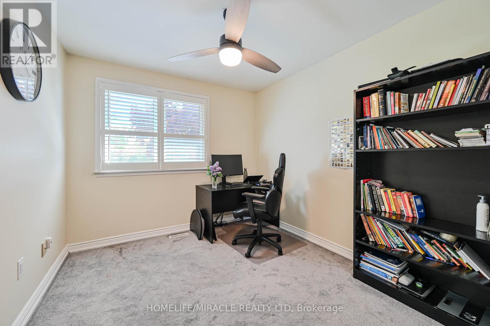 3273 Strabane Drive, Mississauga, Ontario  L5C 1W9 - Photo 29 - W12347844