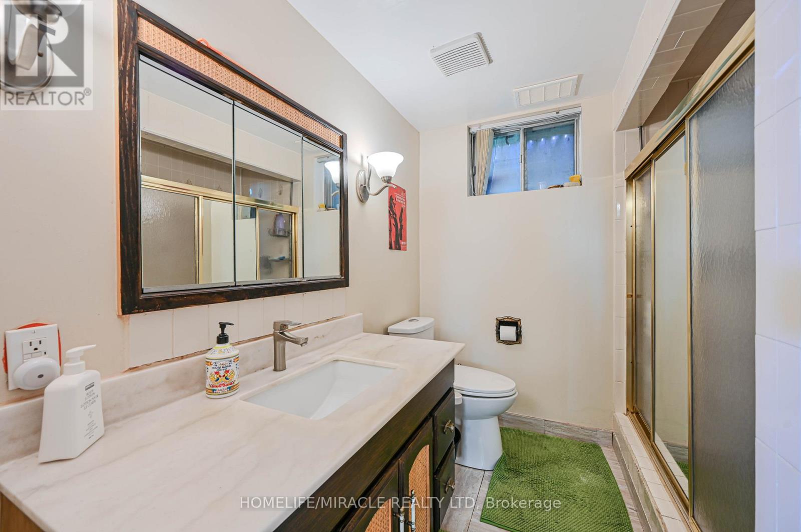 3273 Strabane Drive, Mississauga, Ontario  L5C 1W9 - Photo 42 - W12347844