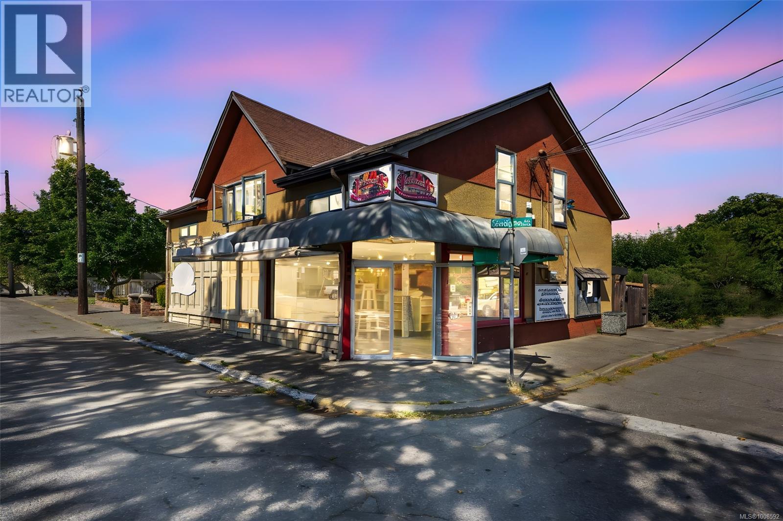 2405 Eastdowne Rd, Oak Bay, British Columbia