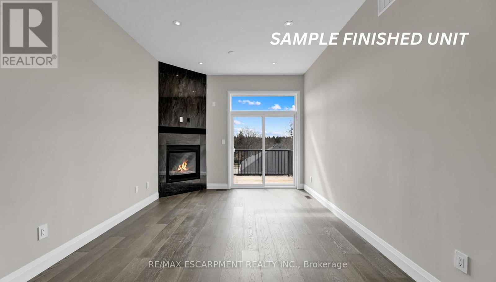 912 Garden Court Crescent, Woodstock, Ontario  N4T 0A3 - Photo 9 - X12347832