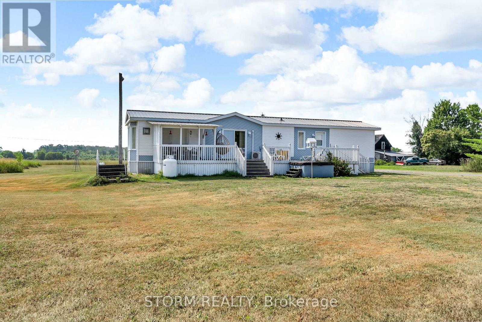 4905 Archer Road, South Dundas, Ontario  K0C 1M0 - Photo 11 - X12321999