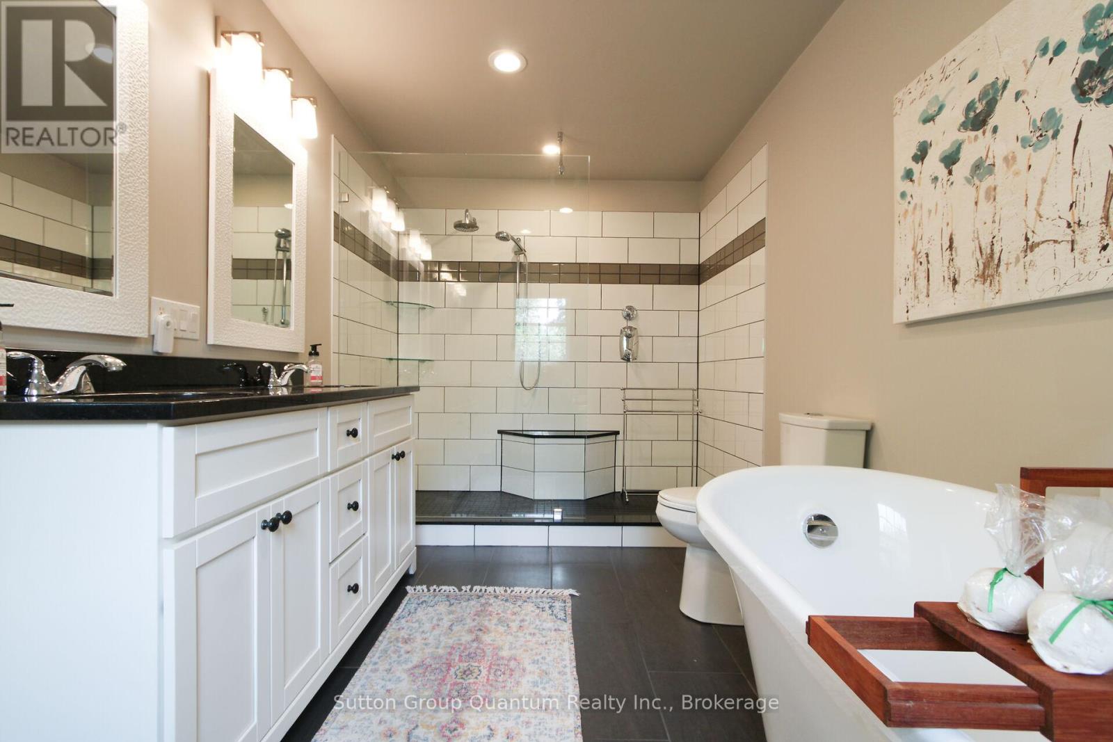 348 Sandhurst Drive, Oakville, Ontario  L6L 3Y6 - Photo 20 - W12304937