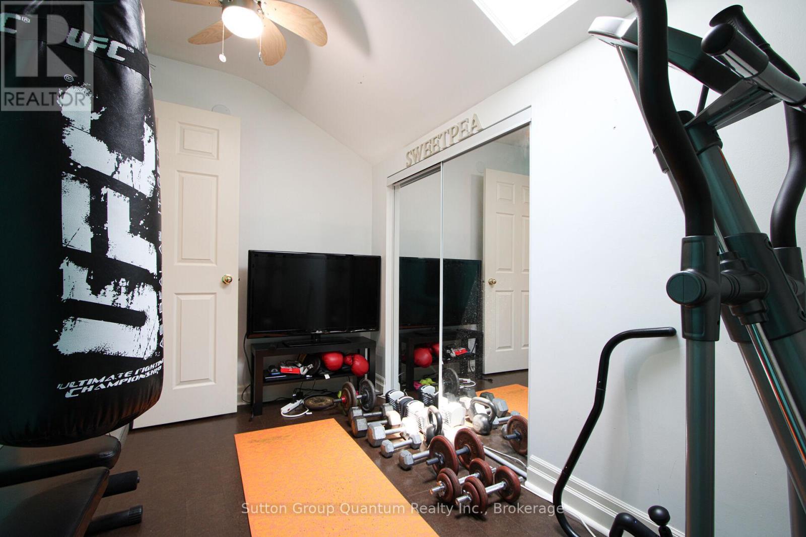 348 Sandhurst Drive, Oakville, Ontario  L6L 3Y6 - Photo 17 - W12304937