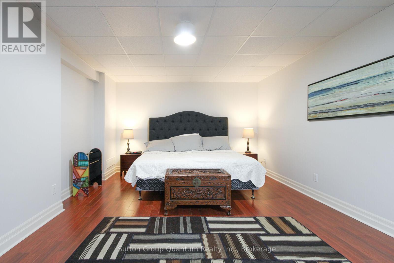 348 Sandhurst Drive, Oakville, Ontario  L6L 3Y6 - Photo 33 - W12304937