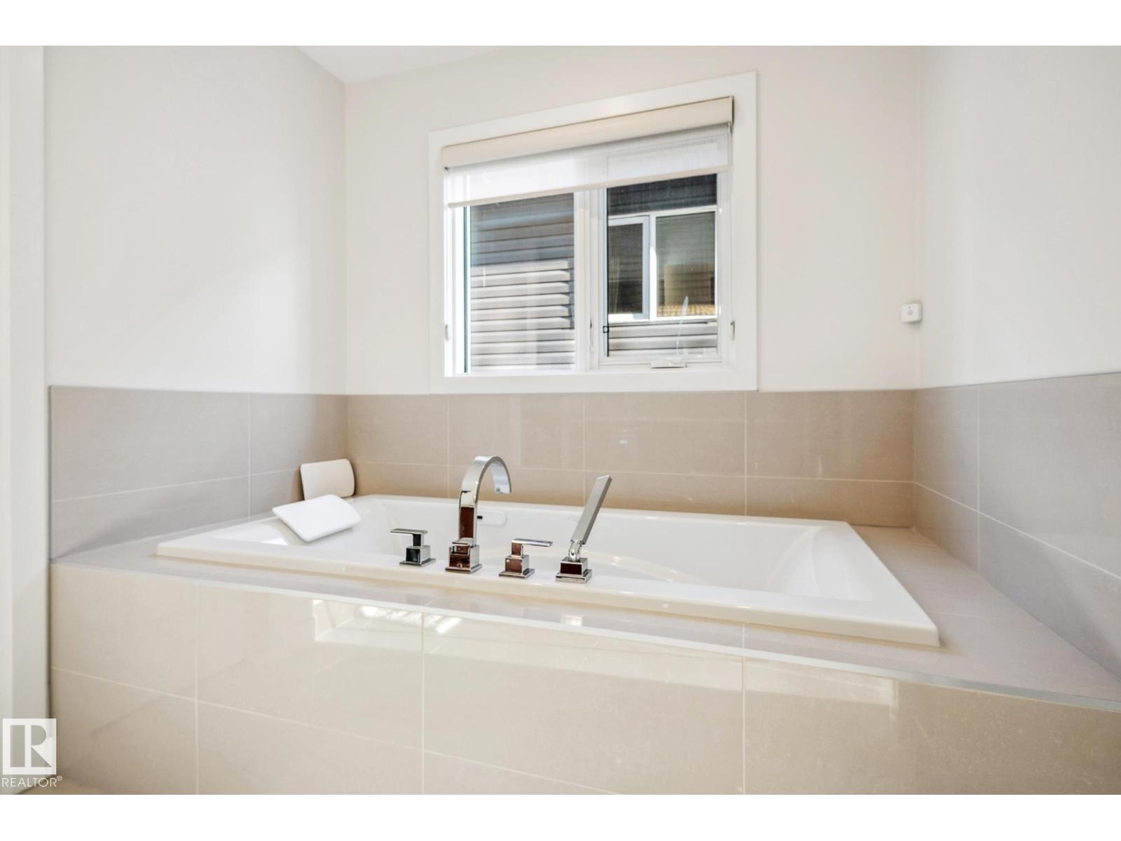 3811 Kidd Ba Sw, Edmonton, Alberta  T6W 2R3 - Photo 33 - E4453266