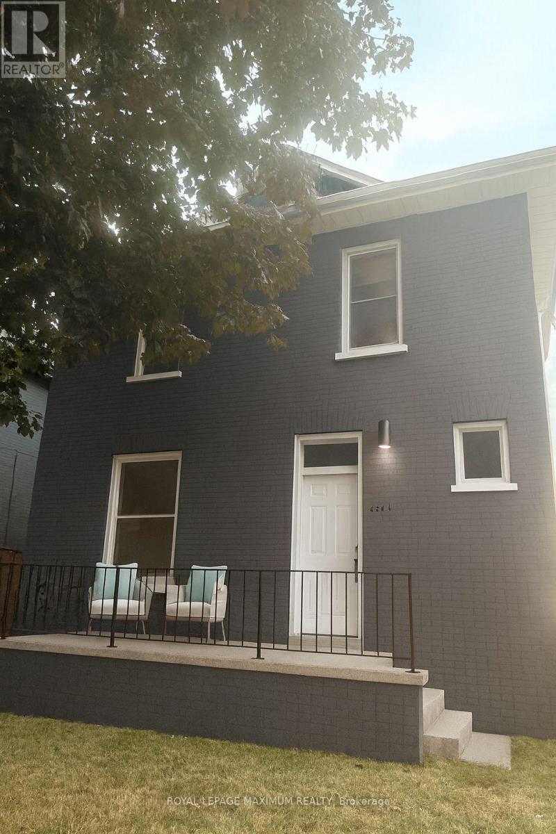 264 Athol Street E, Oshawa (Central), Ontario  L1H 1K3 - Photo 2 - E12347922