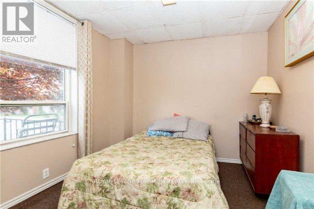 264 Athol Street E, Oshawa (Central), Ontario  L1H 1K3 - Photo 3 - E12347922