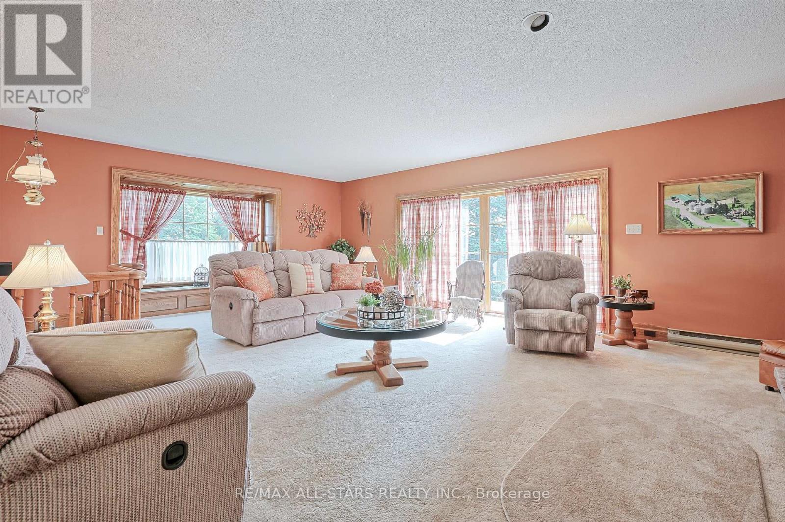 275 Webb Road, Uxbridge, Ontario  L9P 0G4 - Photo 19 - N12347894