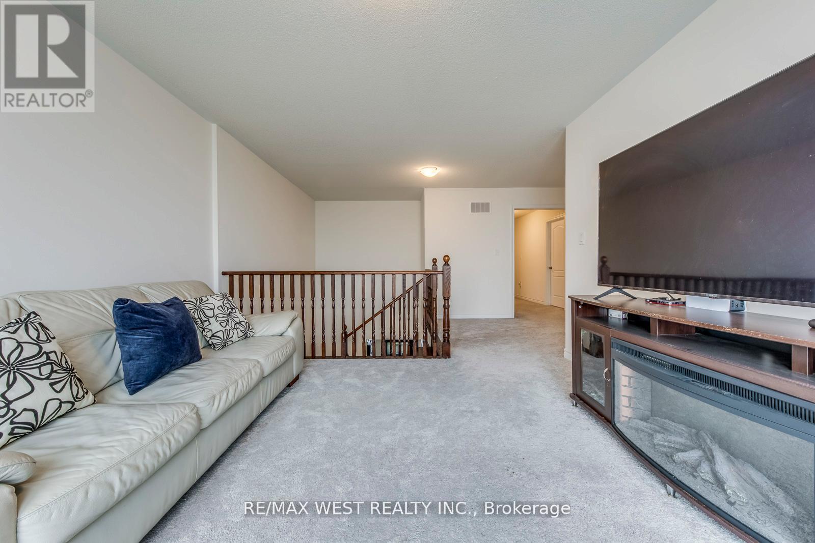 286 Danny Wheeler Boulevard, Georgina, Ontario  L4P 0J9 - Photo 34 - N12347948