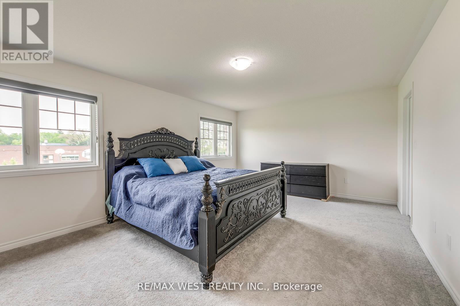 286 Danny Wheeler Boulevard, Georgina, Ontario  L4P 0J9 - Photo 36 - N12347948