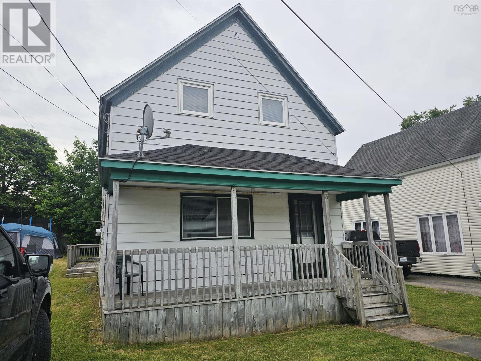 3 Thompson Avenue, North Sydney, Nova Scotia  B2A 1X7 - Photo 1 - 202517466