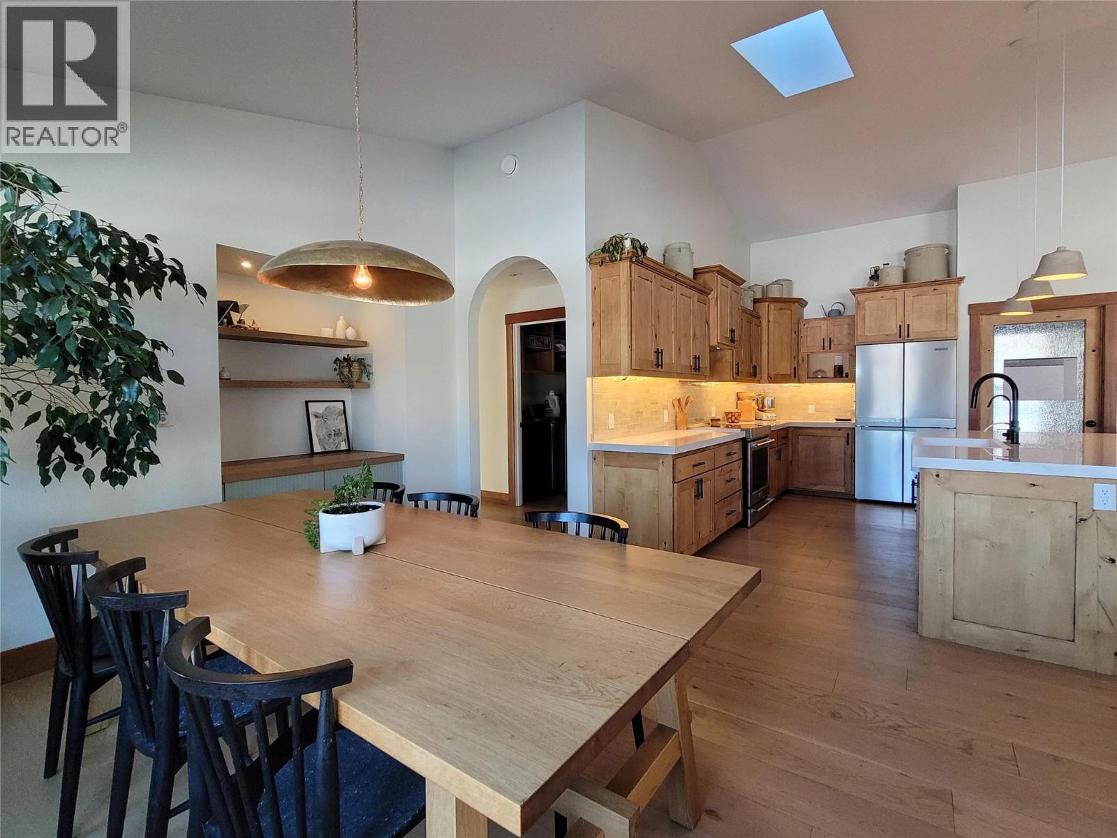 8170 Plotnikoff Road, Grand Forks, British Columbia  V0H 1H2 - Photo 23 - 10359257