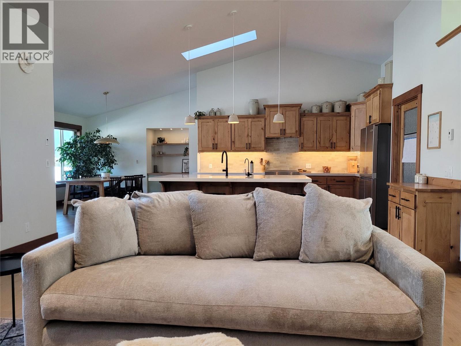 8170 Plotnikoff Road, Grand Forks, British Columbia  V0H 1H2 - Photo 52 - 10359257