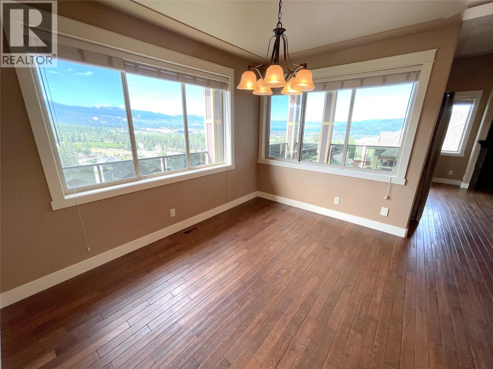 Property at 1347 Wilmot Avenue image 3
