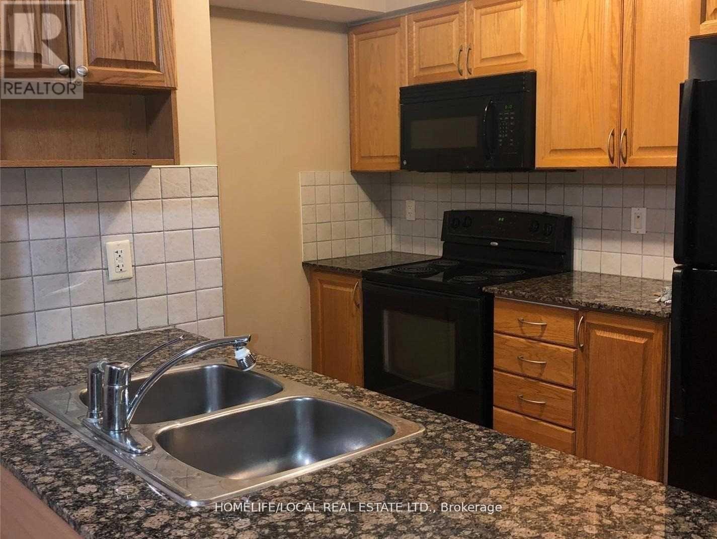 3403 - 310 Burnhamthorpe Road W, Mississauga, Ontario  L5B 4P9 - Photo 7 - W12347930