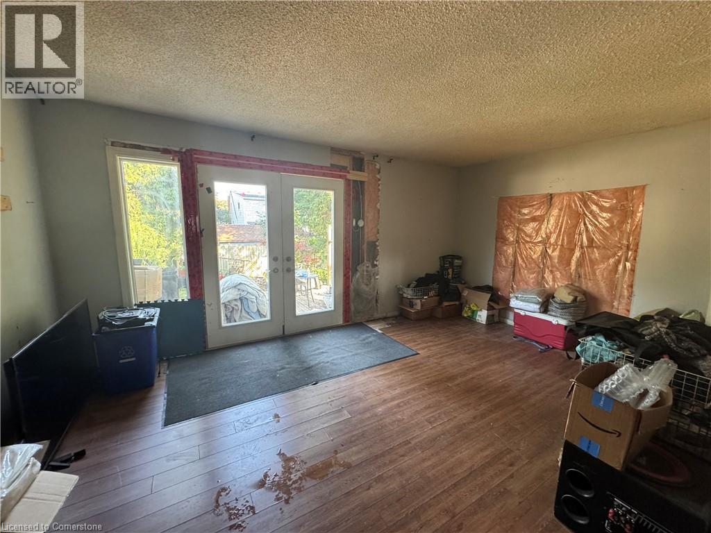 151 East 21st Street, Hamilton, Ontario  L8V 2T5 - Photo 6 - 40760998