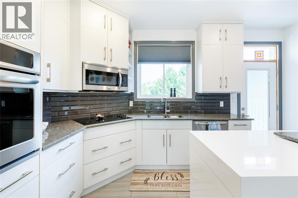 200 Brock Street North, Sarnia, Ontario  N7T 5Z3 - Photo 12 - 25020655