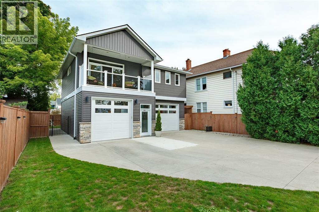 200 Brock Street North, Sarnia, Ontario  N7T 5Z3 - Photo 3 - 25020655