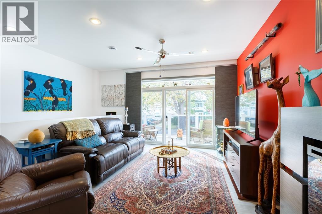 200 Brock Street North, Sarnia, Ontario  N7T 5Z3 - Photo 5 - 25020655