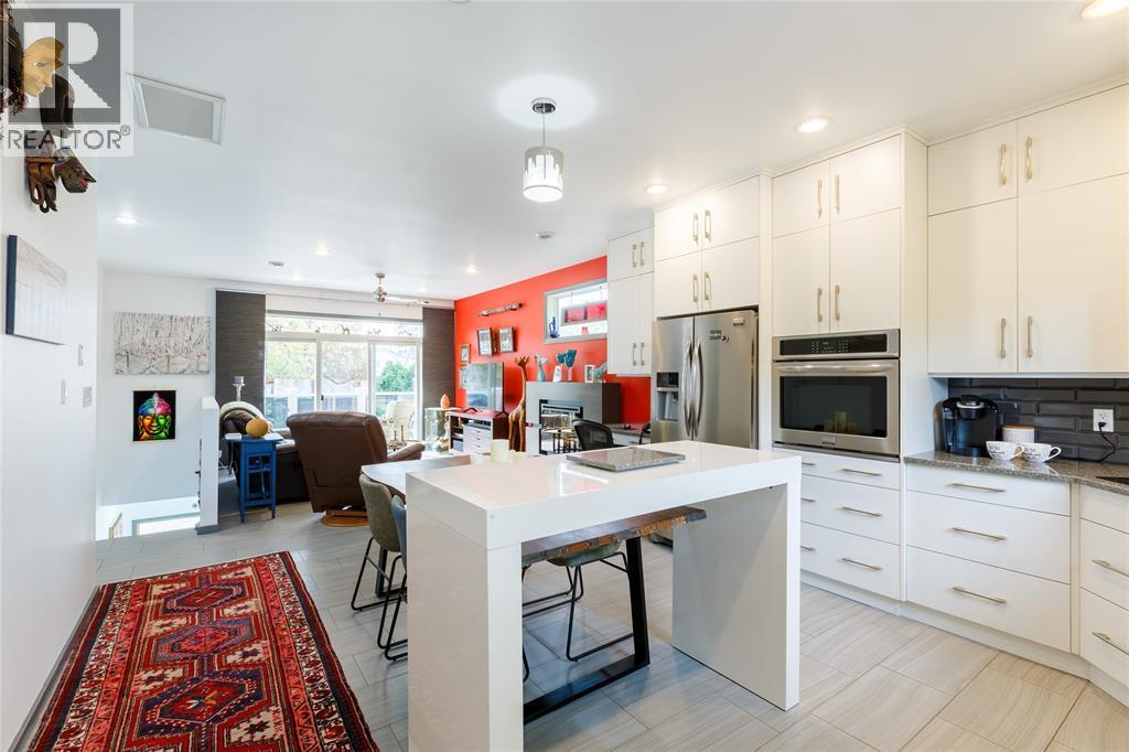 200 Brock Street North, Sarnia, Ontario  N7T 5Z3 - Photo 9 - 25020655