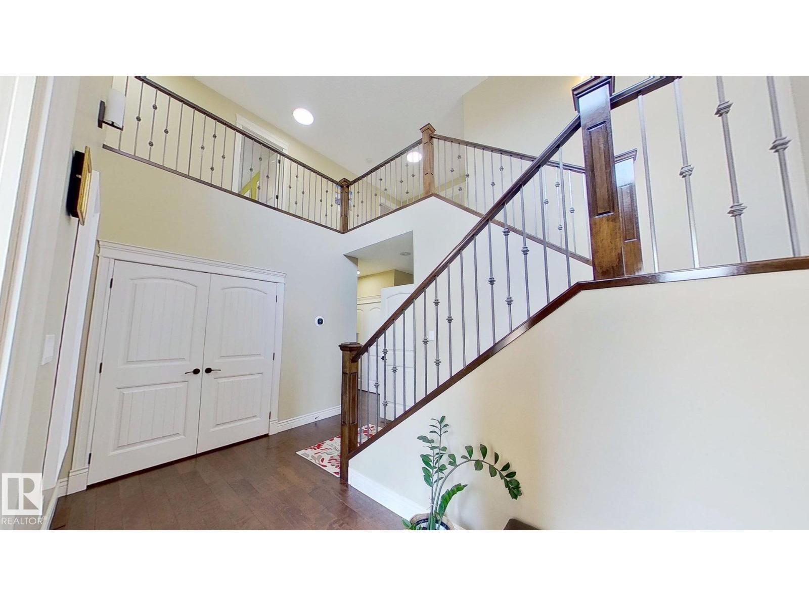 Property at 1005 DOWNEY WY NW image 3