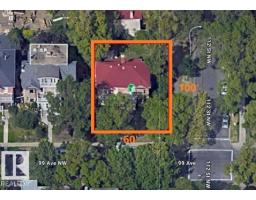 11202/11204 99 Av Nw Wîhkwêntôwin, Edmonton, Ca