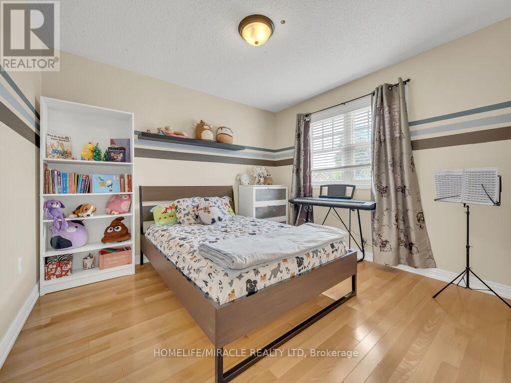 80 Sweetwood Circle, Brampton (Fletcher's Meadow), Ontario  L7A 2S1 - Photo 23 - W12345631