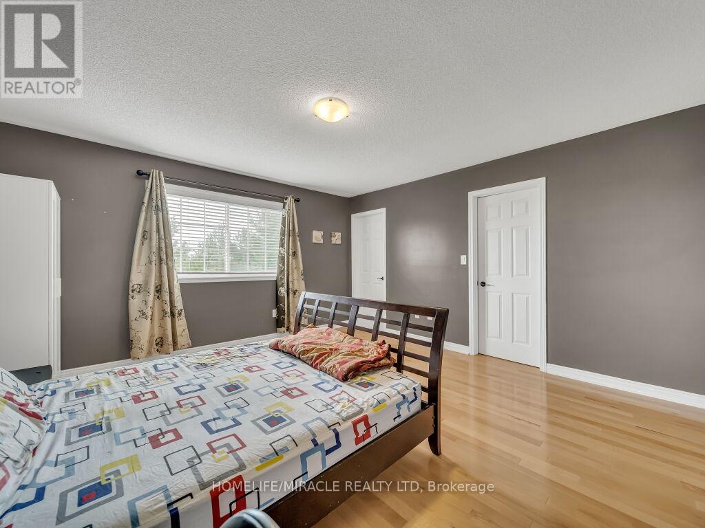 80 Sweetwood Circle, Brampton (Fletcher's Meadow), Ontario  L7A 2S1 - Photo 29 - W12345631