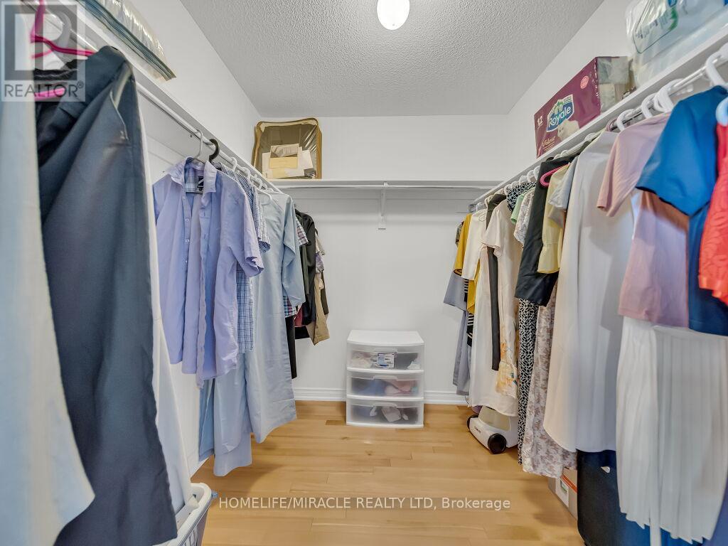 80 Sweetwood Circle, Brampton (Fletcher's Meadow), Ontario  L7A 2S1 - Photo 31 - W12345631