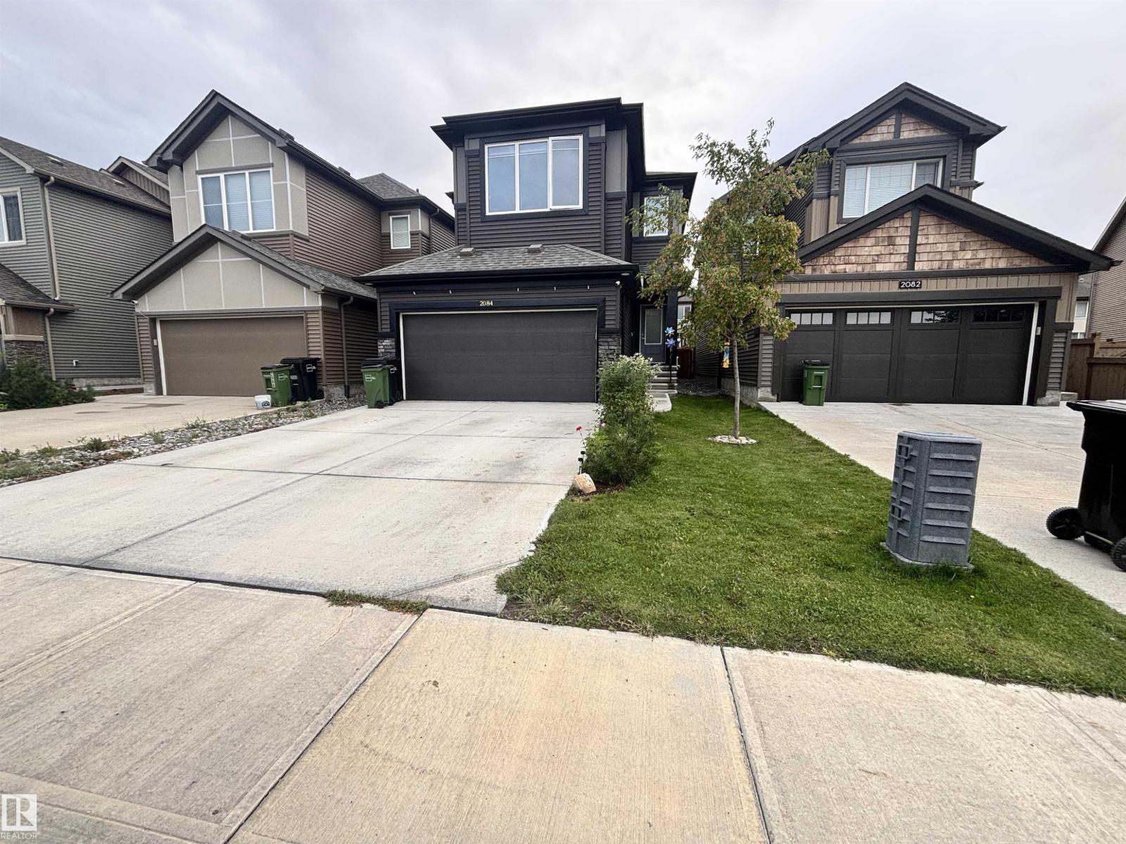 2084 GRAYDON HILL CR SW SW, Edmonton, Alberta