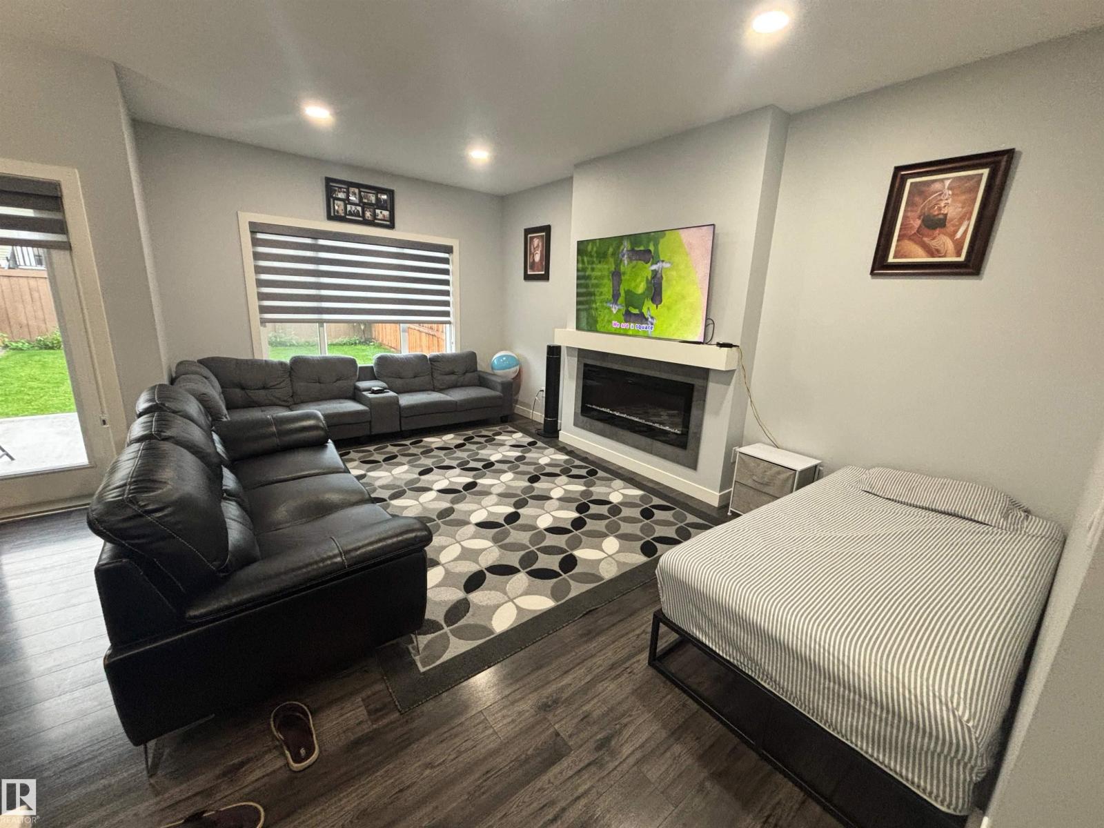 2084 Graydon Hill Cr Sw Sw, Edmonton, Alberta  T6W 4C7 - Photo 11 - E4453277