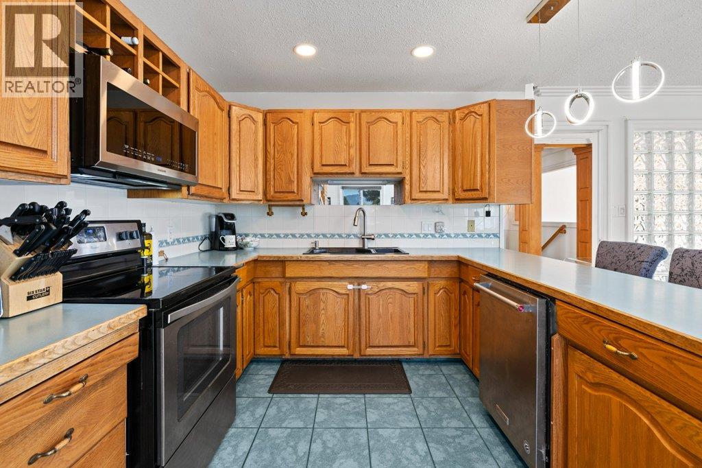 Property at 2387 Campbell Road image 4
