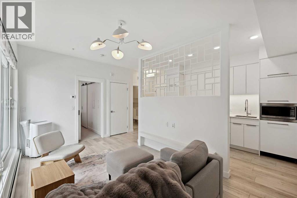 Property at 207, 3125 39 Street NW image 5