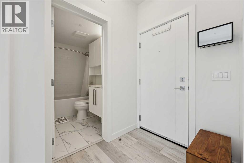 Property at 207, 3125 39 Street NW image 4