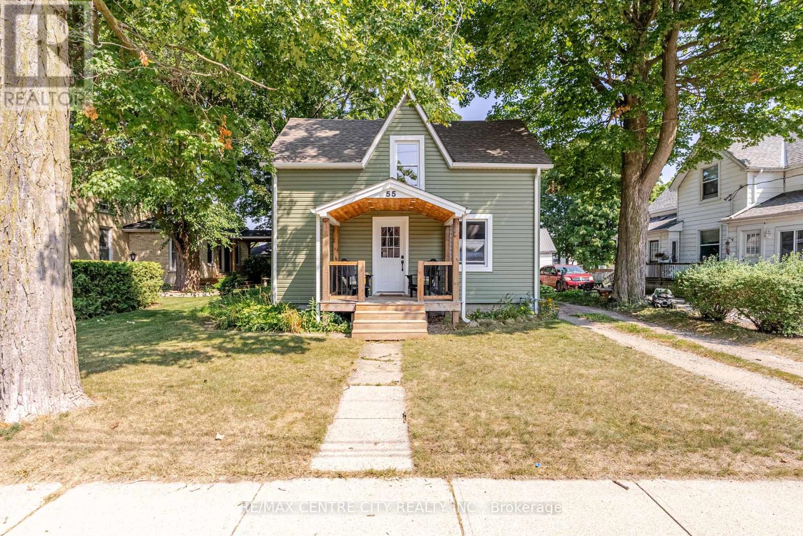 55 Pine Street W, Aylmer, Ontario  N5H 1P1 - Photo 3 - X12348021