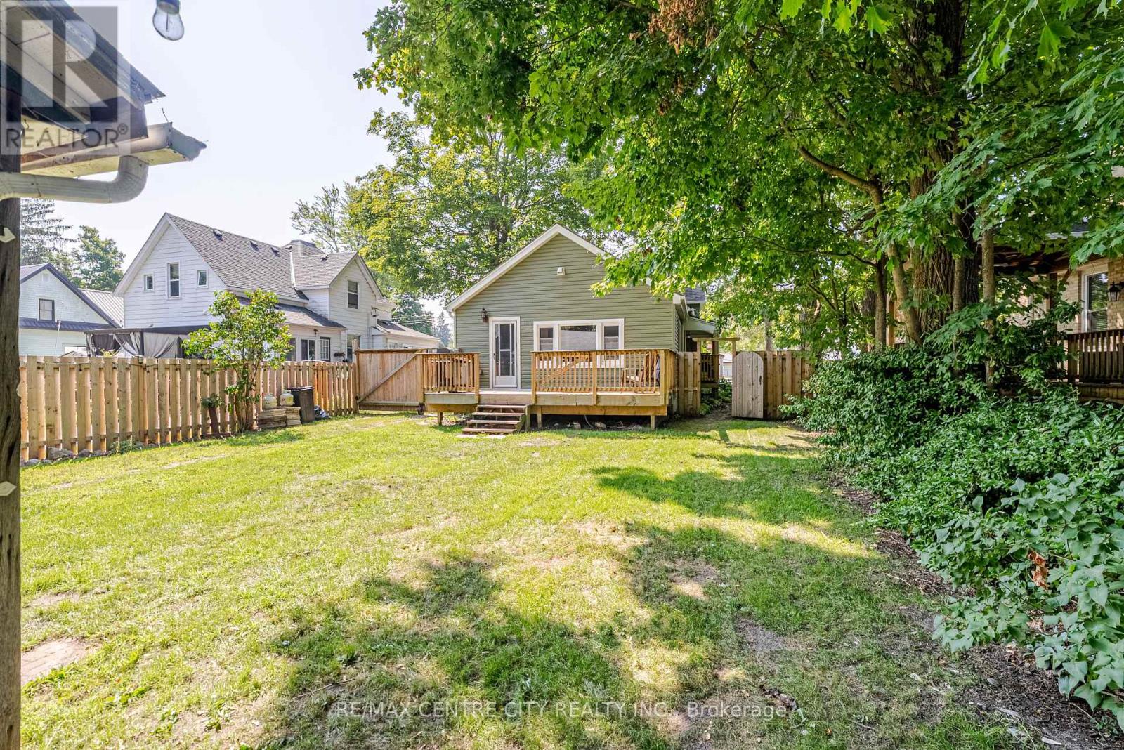 55 Pine Street W, Aylmer, Ontario  N5H 1P1 - Photo 36 - X12348021