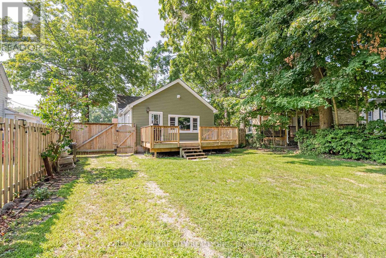 55 Pine Street W, Aylmer, Ontario  N5H 1P1 - Photo 37 - X12348021
