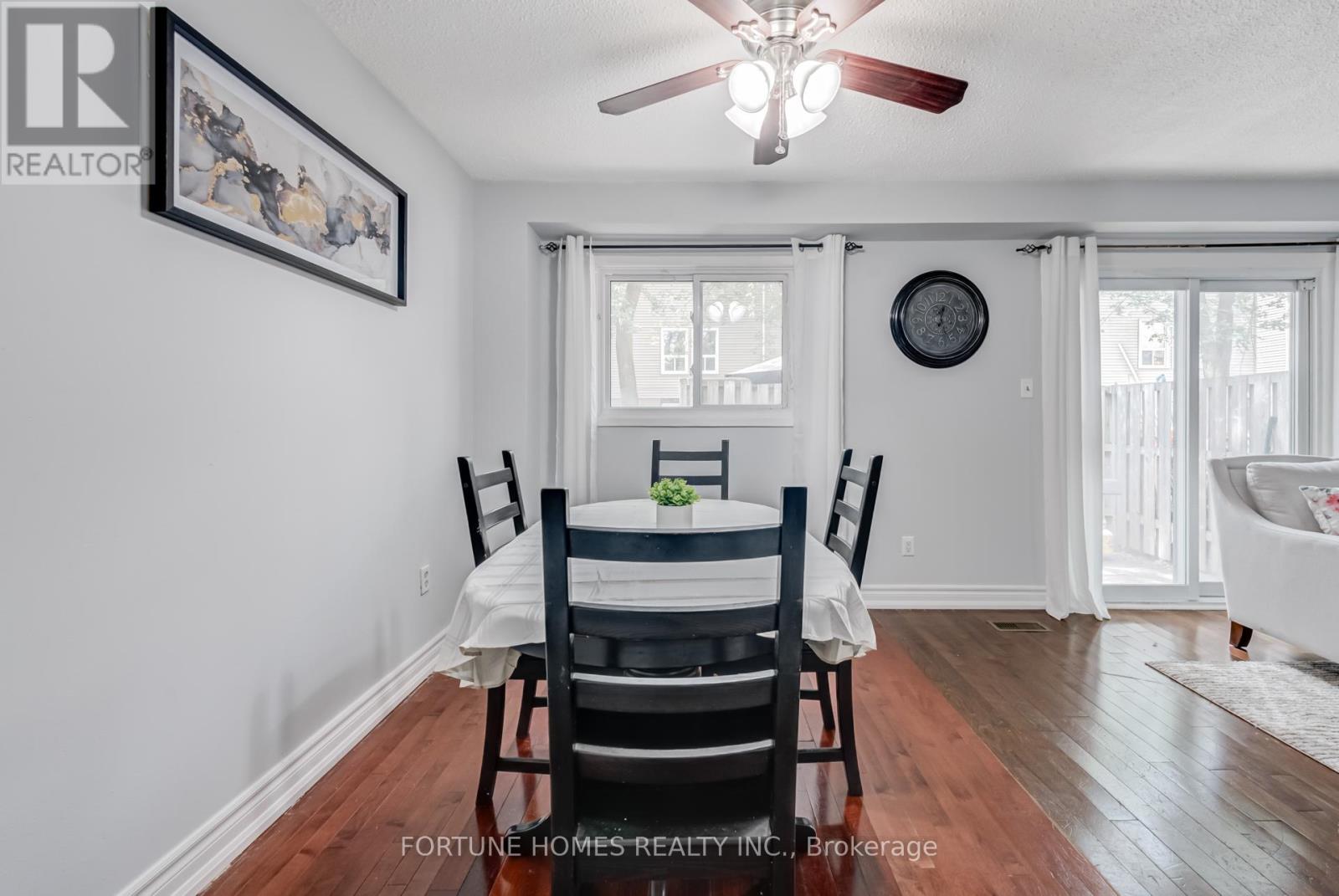 59 Enmount Drive, Brampton (Southgate), Ontario  L6T 4C9 - Photo 13 - W12347971
