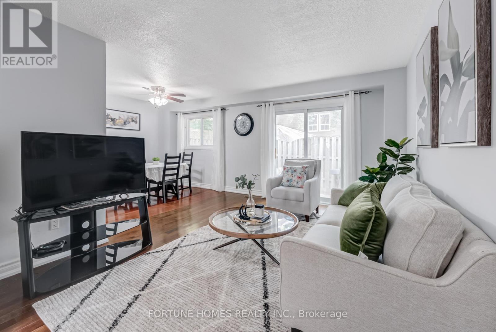 59 Enmount Drive, Brampton (Southgate), Ontario  L6T 4C9 - Photo 8 - W12347971
