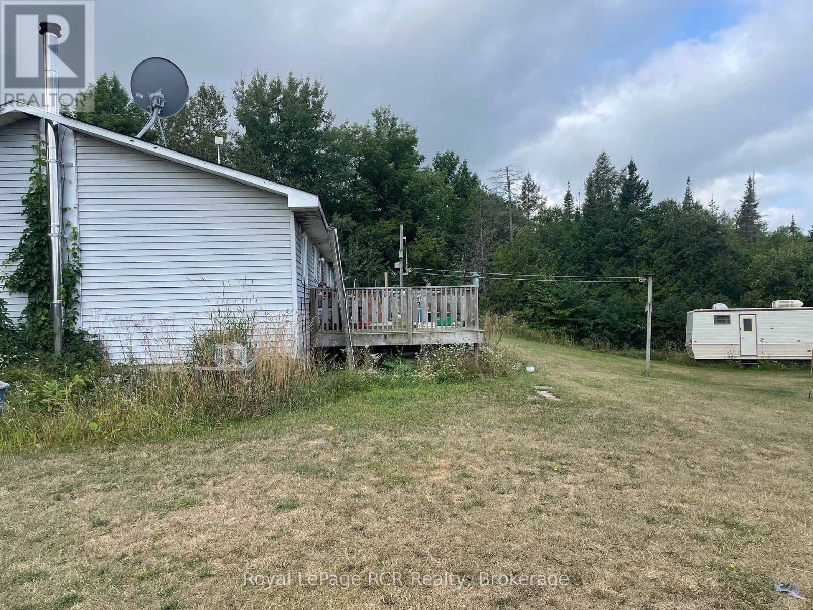 062353 Road 63 Road, West Grey, Ontario  N0G 2L0 - Photo 4 - X12347980
